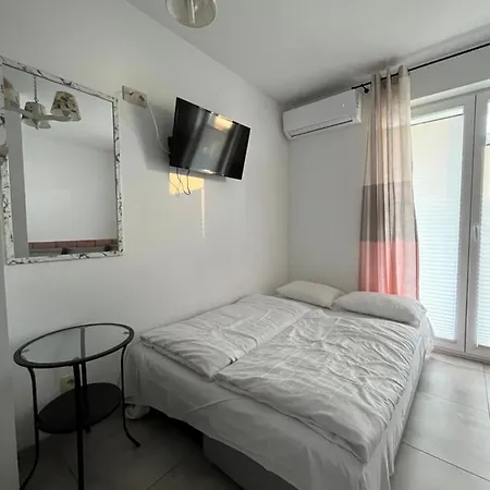 Koralowa 16 - Basen Podgrzewany, Klimatyzacja Gasthof Sarbinowo