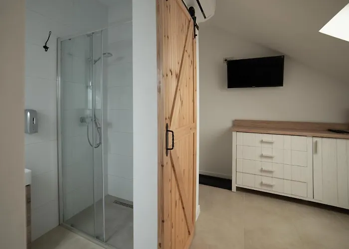 Koralowa 16 - Basen Podgrzewany, Klimatyzacja, Bon Turystyczny Pensjonat Sarbinowo